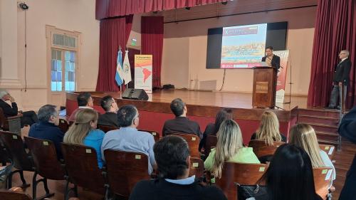 La Facultad de Humanidades cerró con amplia convocatoria el X Encuentro de Profesores de Historia