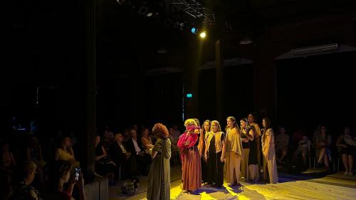 Troyanas tuvo su avant-première en el Teatro Sur