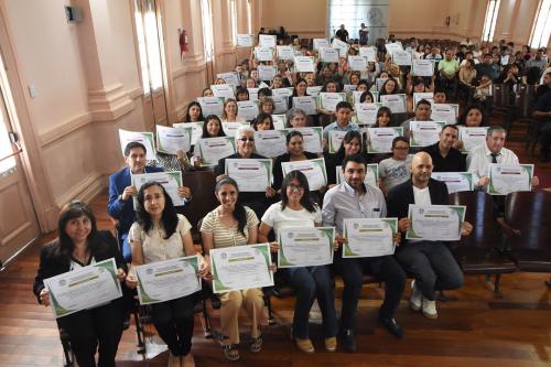 La UNCA entregó certificados a 80 egresados de las diplomaturas de la Facultad de Ciencias Agrarias