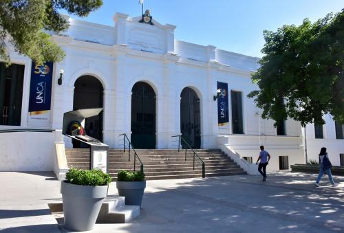 COMUNICADO OFICIAL DE LA UNIVERSIDAD NACIONAL DE CATAMARCA