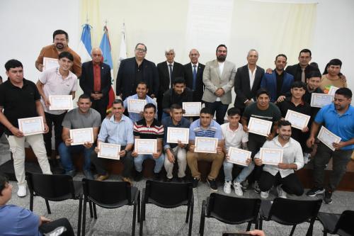 Entrega de certificados, anuncio de nueva carrera e inauguración de nuevos espacios en la Sede Los Altos
